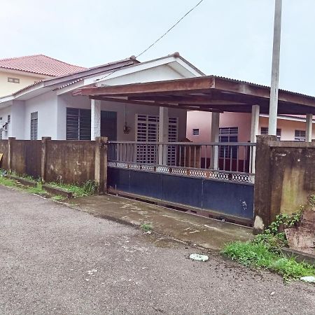 Homestay Wan Z 쿠알라트렝가누 외부 사진